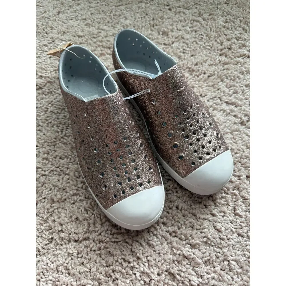 NWT Girls size 3 Sparkle Glitter Native Slide On Shoes Jefferson Bling